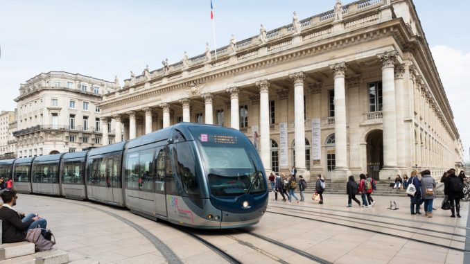 Bordeaux wireless tram