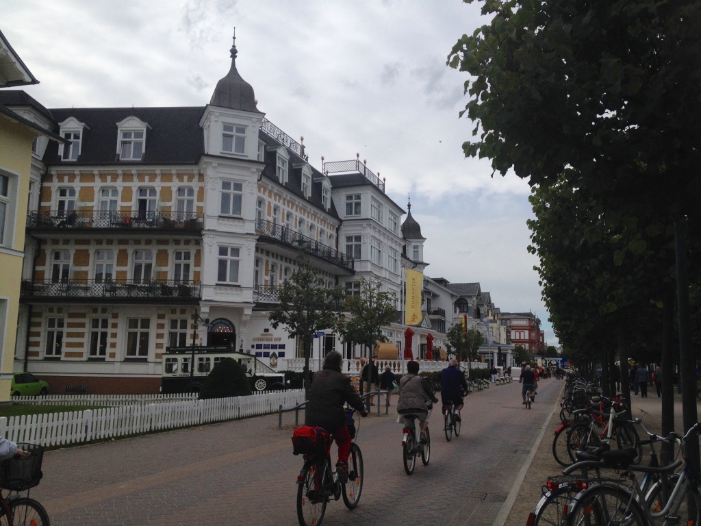 Biking in Heringsdorf - Gamesforlanguage.com