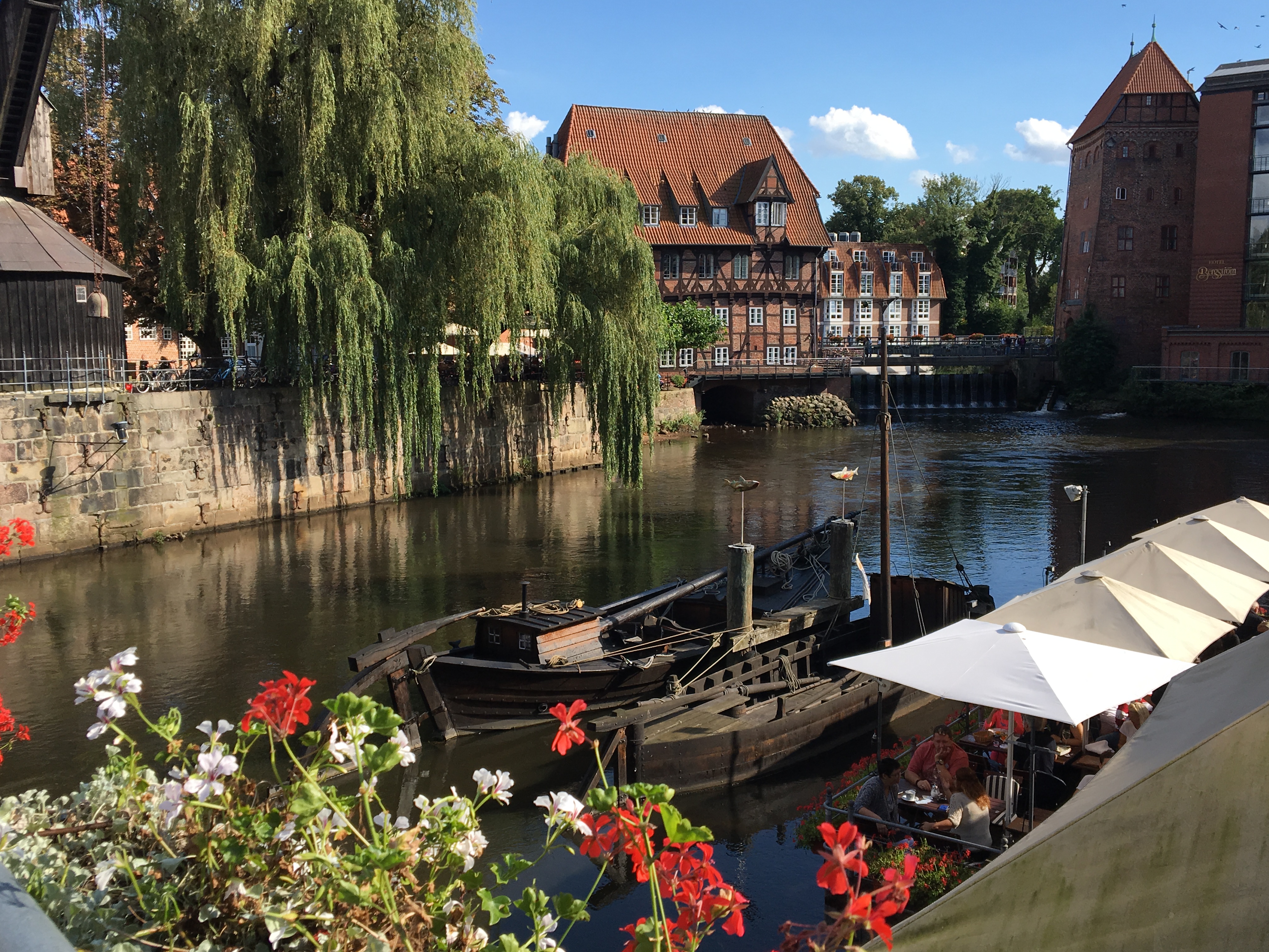Lüneburg at the water 