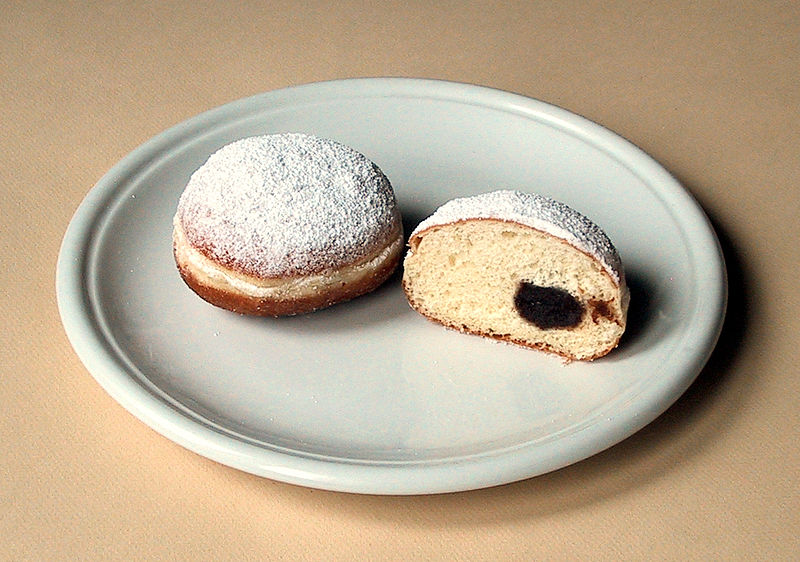 Berliner Pfannkuchen on plate