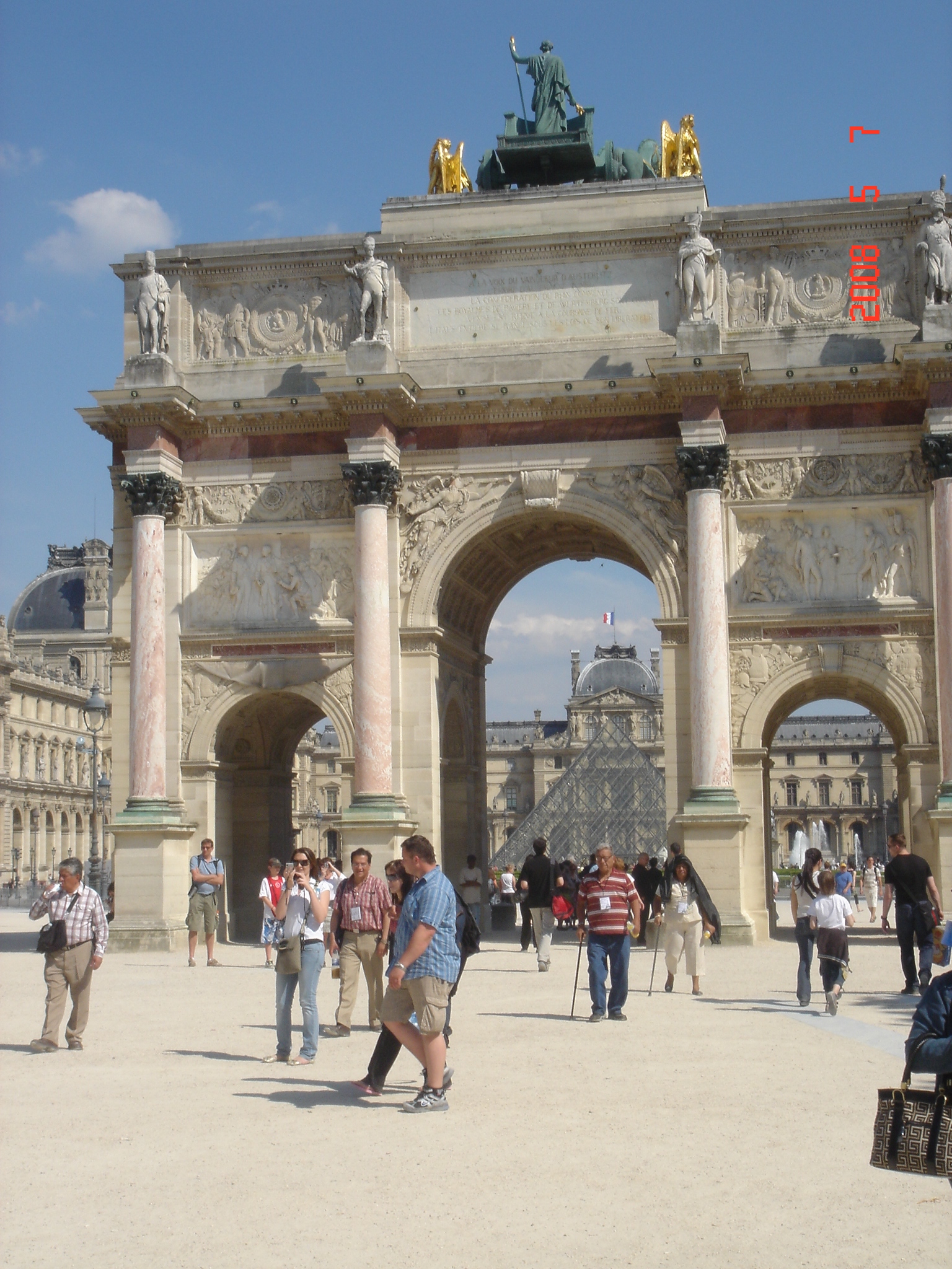 Paris-Louvre 