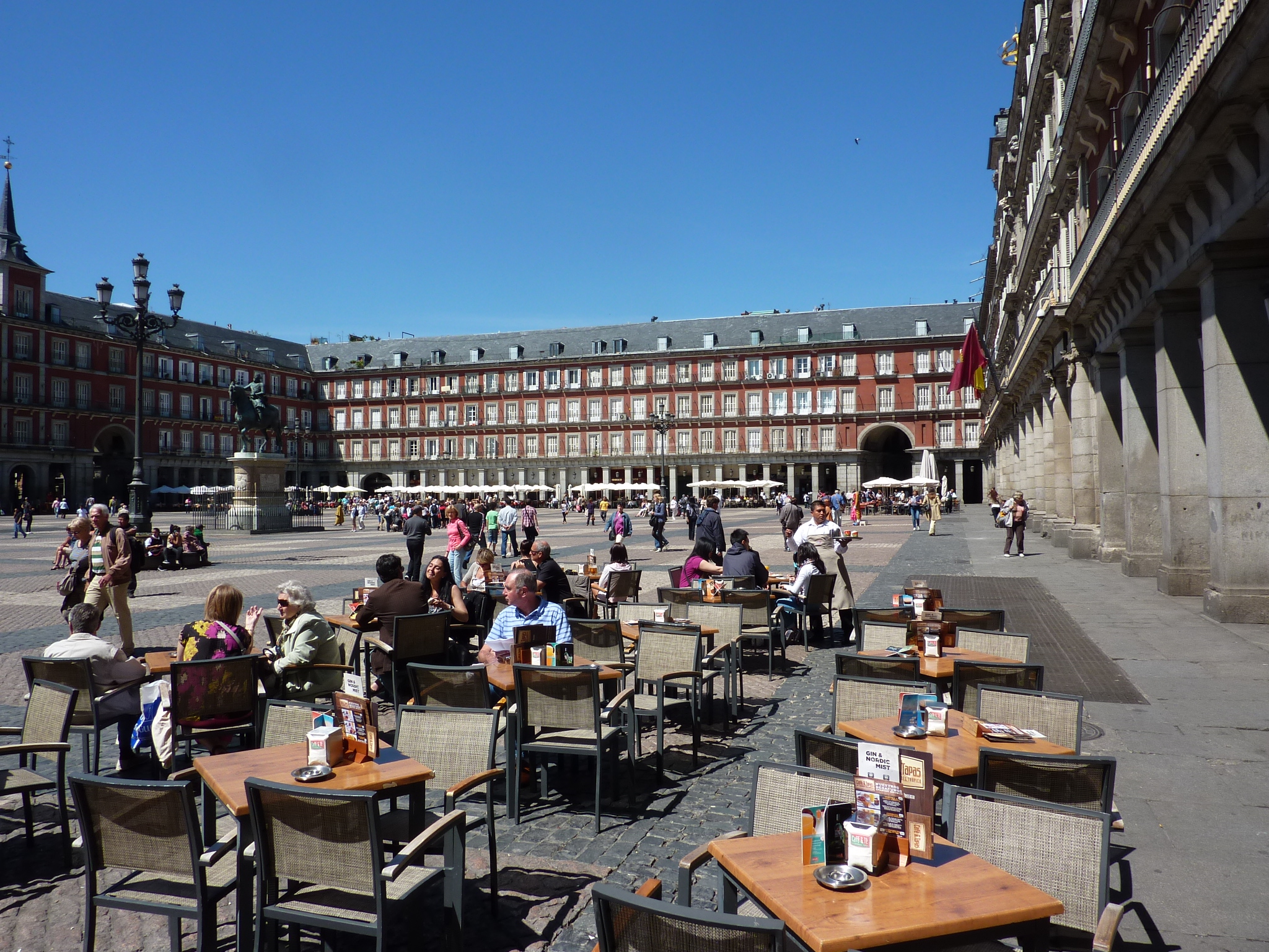 Plaza Major, Madrid - Gamesforlanguage.com