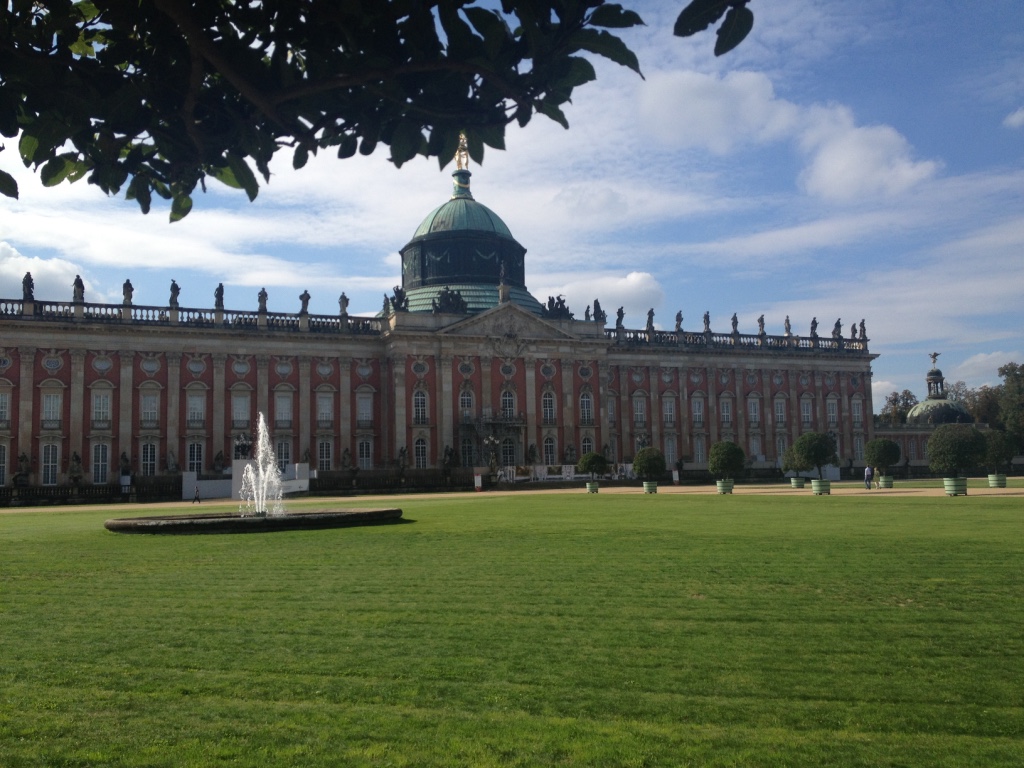 Neues Palais, Potsdam - Gamesforlanguage.com