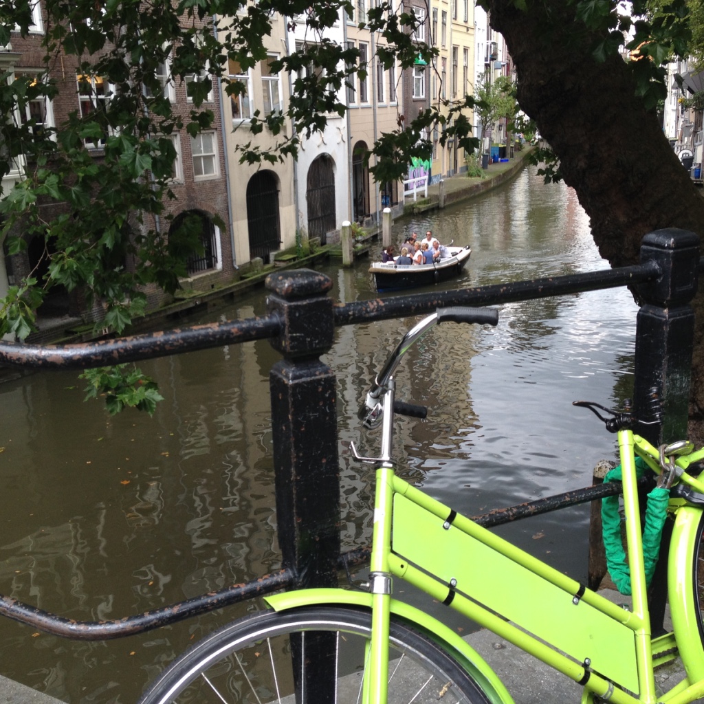 Utrecht Gracht by Gamesforlanguage.com